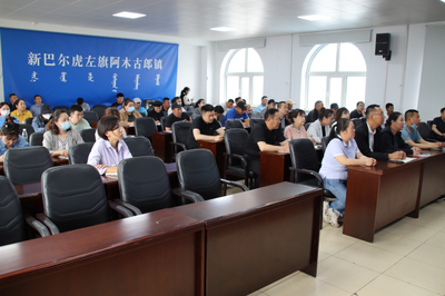 深入基層 科技興牧——呼倫貝爾市農(nóng)牧技術(shù)推廣中心開展畜牧生產(chǎn)技術(shù)推廣服務(wù)紀(jì)實